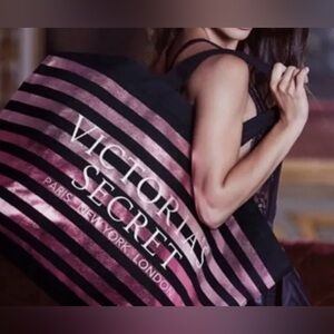 New Victoria’s Secrets Tote Bag In Pink/Black